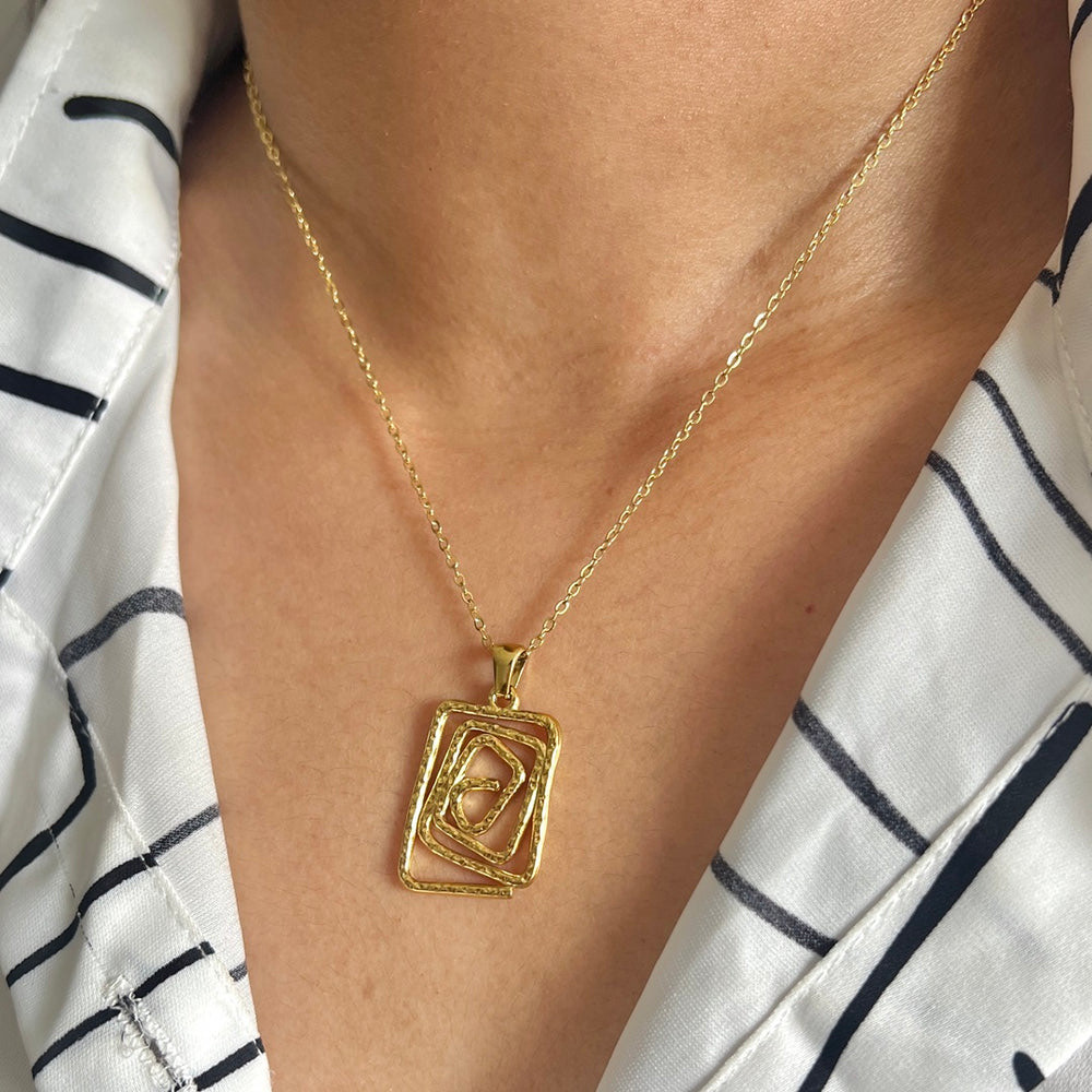 Collier Géométrique Doré EN ACIER INOXYDABLE: