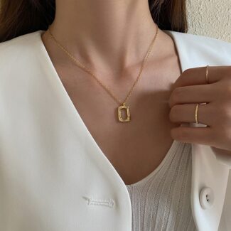 Collier Rectangle Élégant