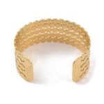 Bracelet Éclat Martelé, manchette dorée avec texture martelée