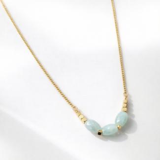 Collier Aqua Éclat avec perles aquamarine et détails dorés