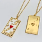 Collier doré avec pendentif 'The Lovers' inspiré du tarot